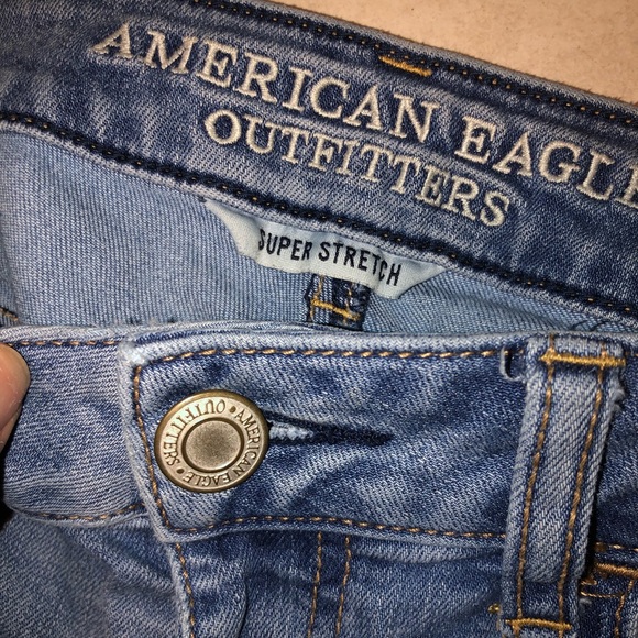 American Eagles Outfitters - Picture 2 of 4